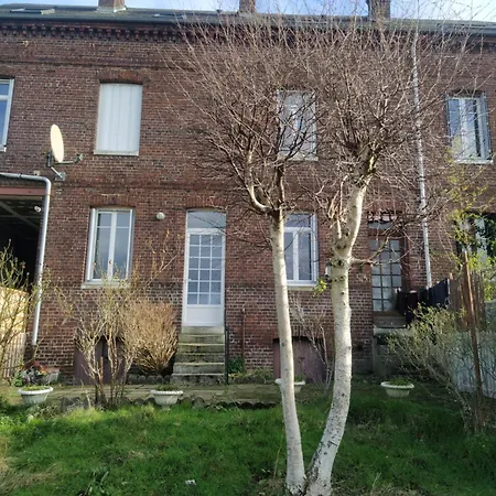 Maison - La Petite Manchester
